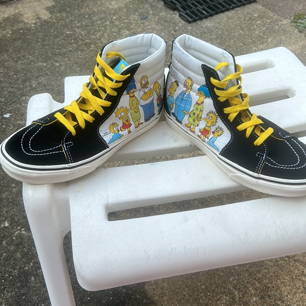 Vans Simpsons size 7